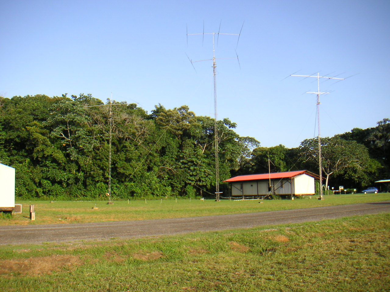 Antenna View 2005